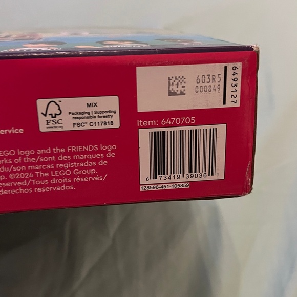 NEW LEGO Friends Adventure Camp Water Sports Building Set - Picture 4 of 5